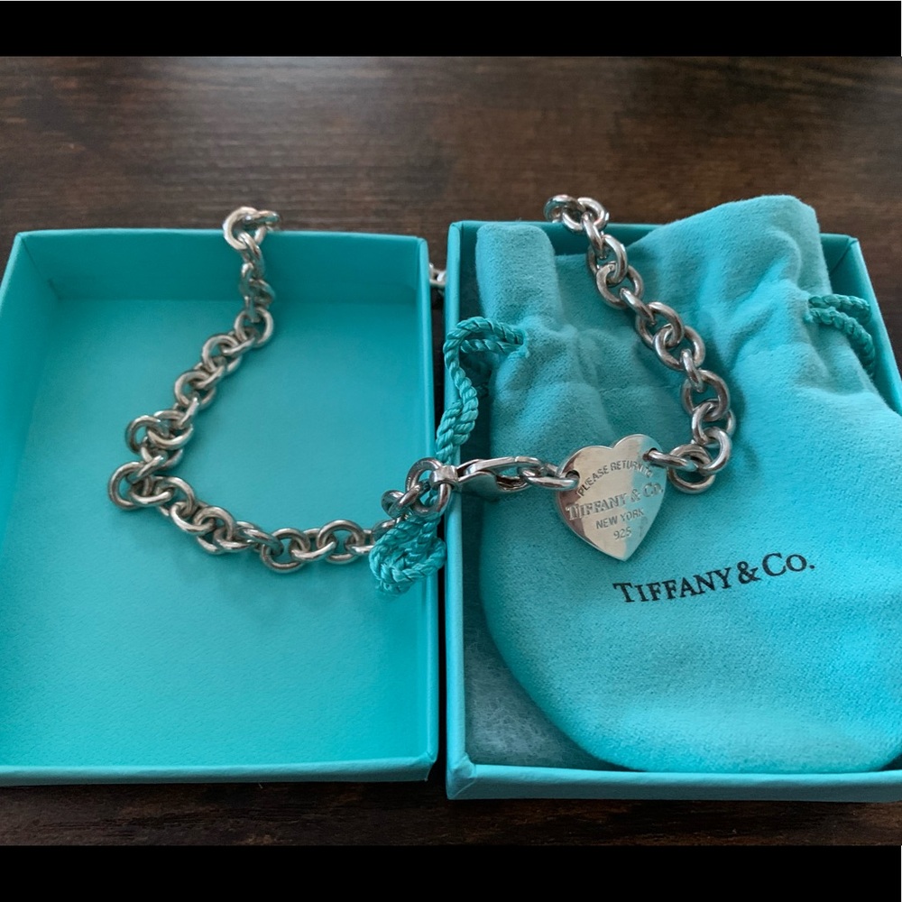 Authentic classic Tiffany & Co. heart necklace.
